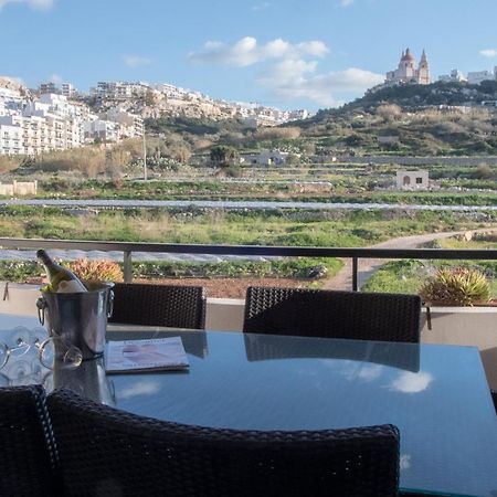 Mellieha Bay 3 Bedroom Apartment " Bliss On The Bay " Buitenkant foto