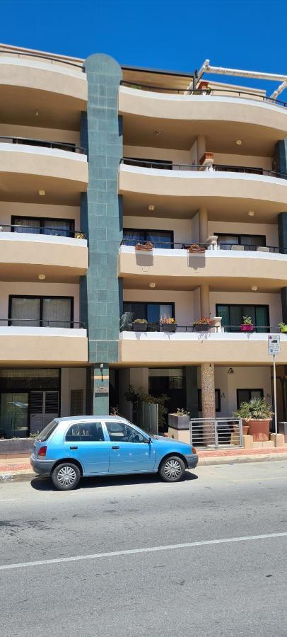 Mellieha Bay 3 Bedroom Apartment " Bliss On The Bay " Buitenkant foto